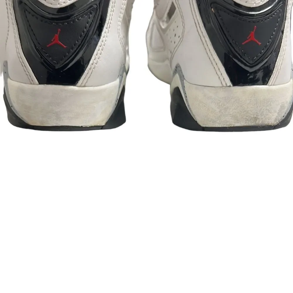 Air Jordan True Flight 'White' 343795-121 Sneakers Size 7Y